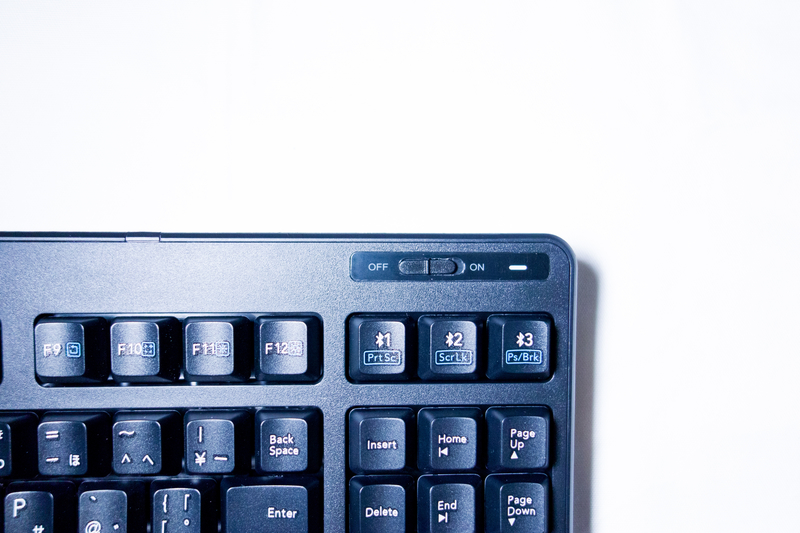 f:id:qumata:20201010190722j:plain 「TK-FBM111BK」は電源オンオフが可能